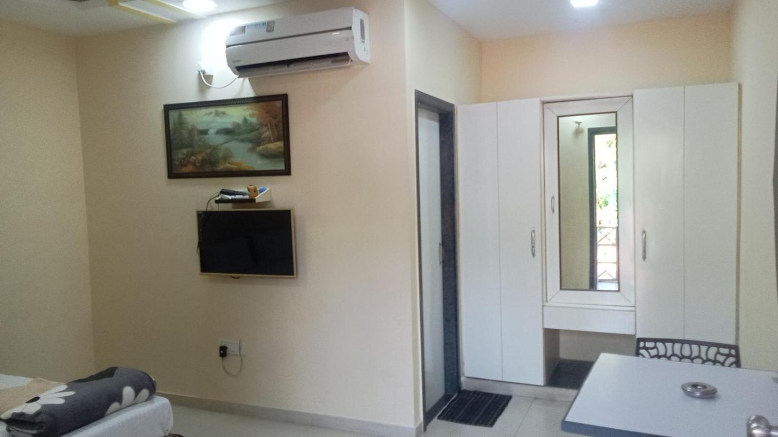 Giriraj Garden Resort Vagholi  Bagian luar foto